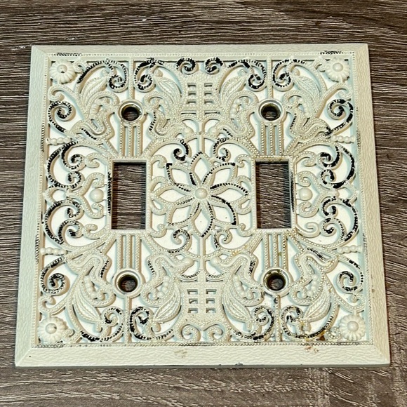 Accents French Cottage Shabby Chic White Metal Double Light Switch